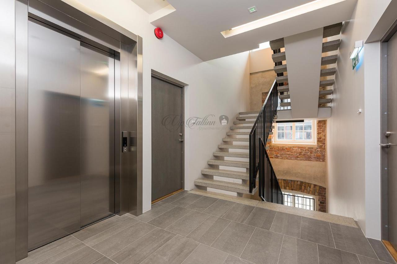 Vip Rotermanni Apartment Tallinn Exteriör bild
