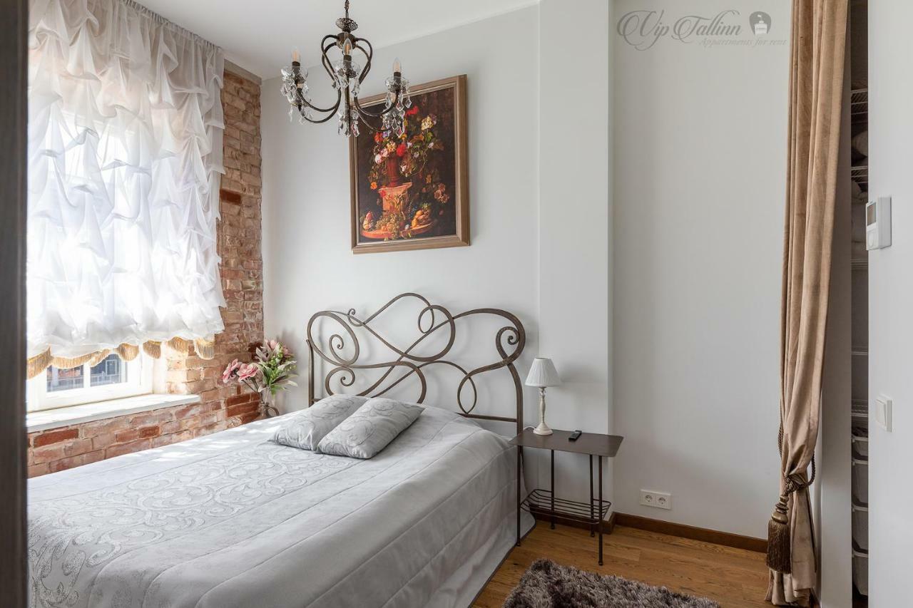 Vip Rotermanni Apartment Tallinn Exteriör bild
